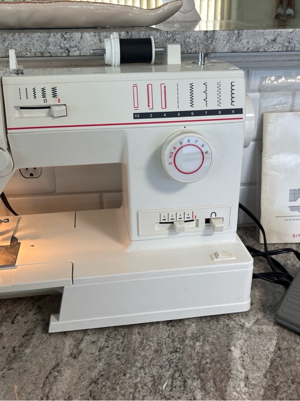 Singer White Multi-Stitch Sewing Machine - Compact Home Use - Picture 4 of 13